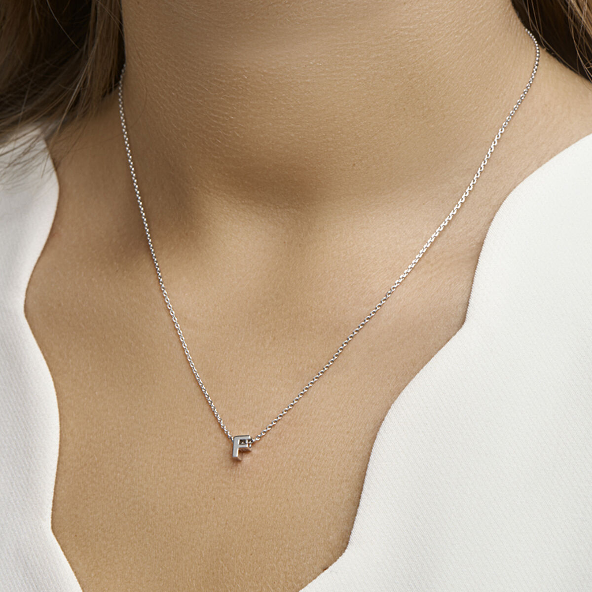Ketting letter zilver gerhodineerd