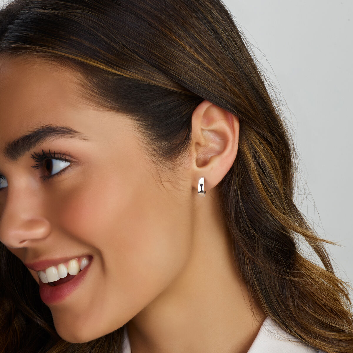 YO&NO klapoorringen 4 mm bol zilver gerhodineerd