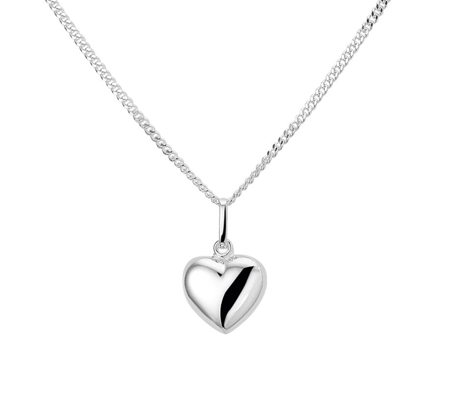 Zilveren ketting met hartje aan gourmetteschakel