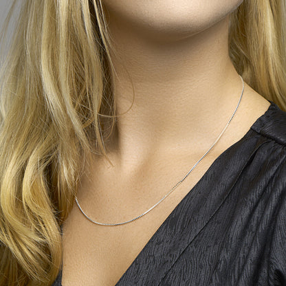 Zilveren venetiaanse ketting 1,3 mm – zijaanzicht