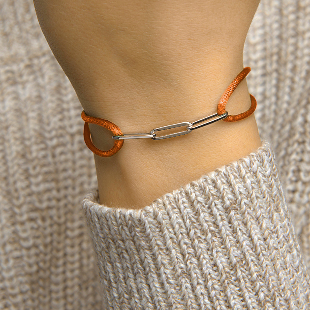 Zilveren armband op satijnen koord in tien kleuren – extra foto