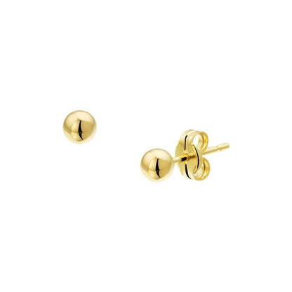 Gouden oorknopjes bol – 14 karaat – gedragen