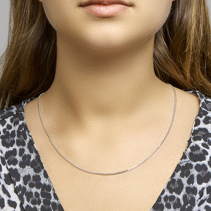 Zilveren ankerketting 1,6 mm, gediamanteerd – close-up van de sluiting