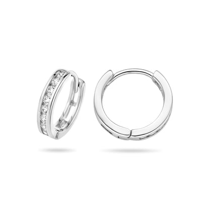 Zilveren klapoorringen met zirkonia 2,5 mm – detailfoto