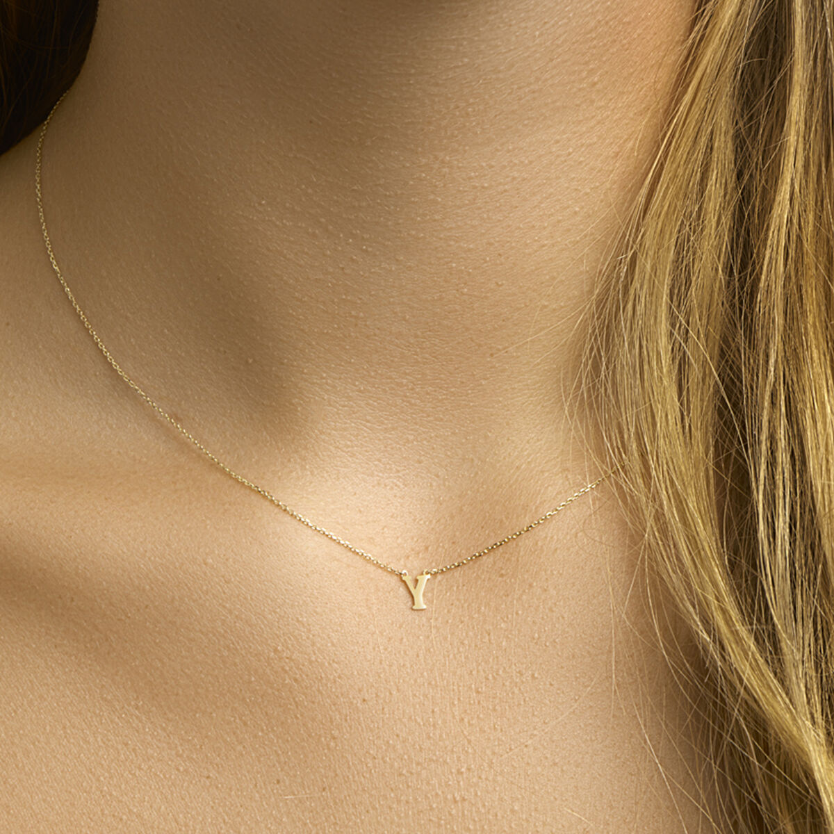 Ketting Anker met letter 14k geelgoud