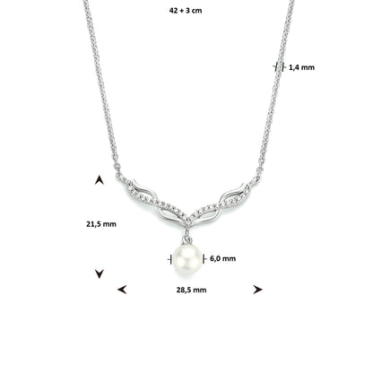 Zilveren ketting met parel en zirkonia – detailfoto