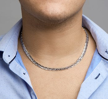 Zilveren gourmette ketting 6,6 mm – close-up van de sluiting