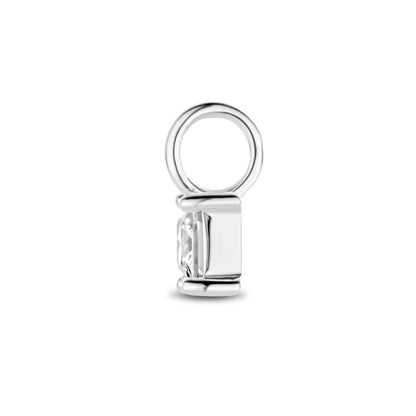 Zilveren hanger met prinses geslepen zirkonia – detailfoto