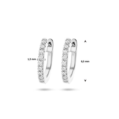 Gouden klapoorringen met diamant – 14 karaat – close-up van de sluiting