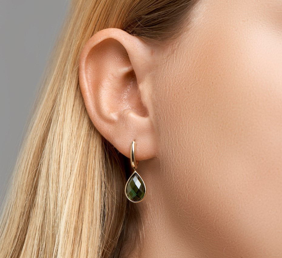 Gouden klapoorringen met groen kwarts – 14 karaat