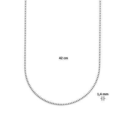 Zilveren venetiaanse ketting 1,4 mm 42 cm – gedragen